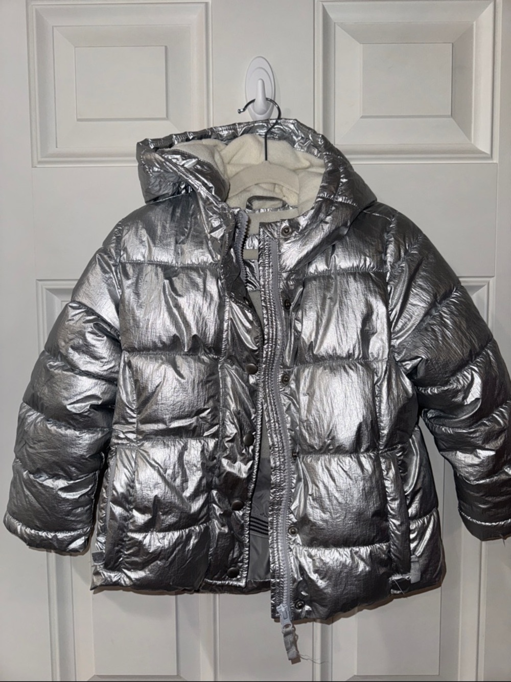 Amazon Essentials Kids Metallic Silver Hooded Puffer Jacket